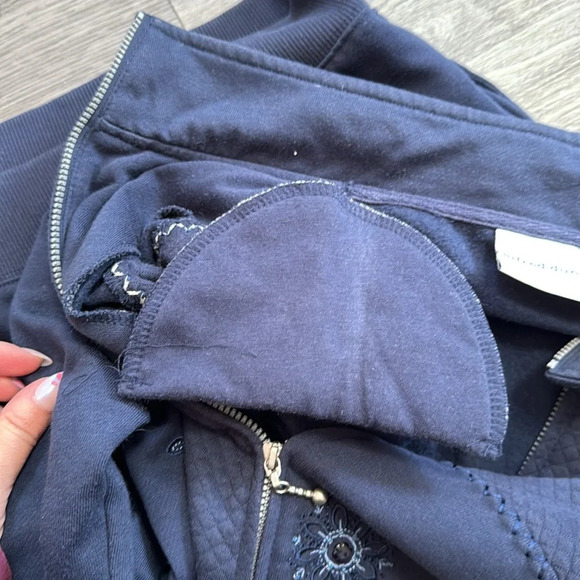 Navy Alfred Dunner Blue Zip Up Sweater with Jewel Detail Size 12 - Picture 6 of 6
